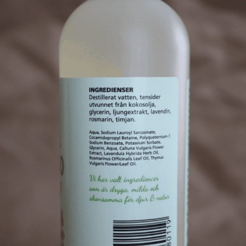hundschampo i en flaska från märket majstor ekologiskt eko